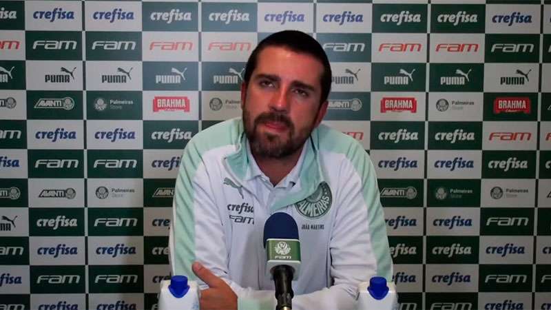 João Martins concede entrevista coletiva