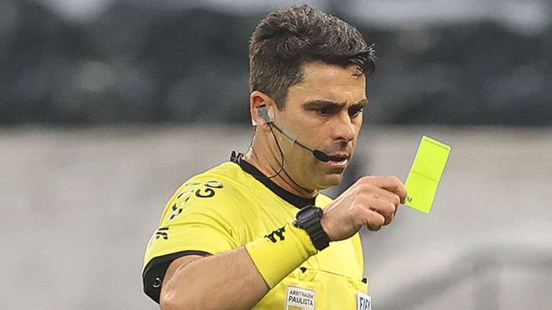 Flávio Rodrigues de Souza, escolhido pela FPF para apitar a final entre Palmeiras e SPFC