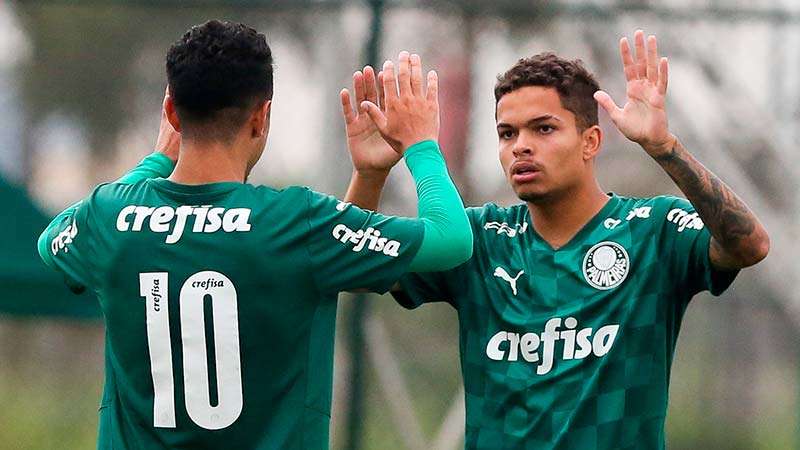 Caio Cunha e Bruno Menezes marcaram pela equipe Sub-20 do Palmeiras, na goleada contra o VOCEM, pelo Campeonato Paulista da categoria.