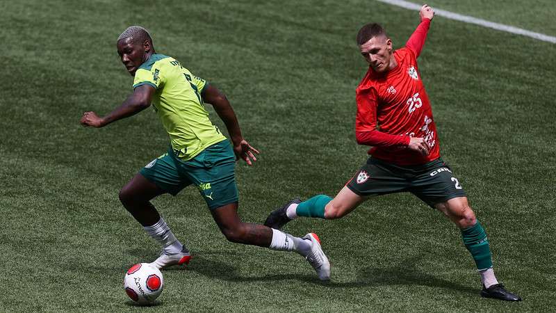 Patrick de Paula durante jogo-treino do Palmeiras contra a Portuguesa, no Allianz Parque.