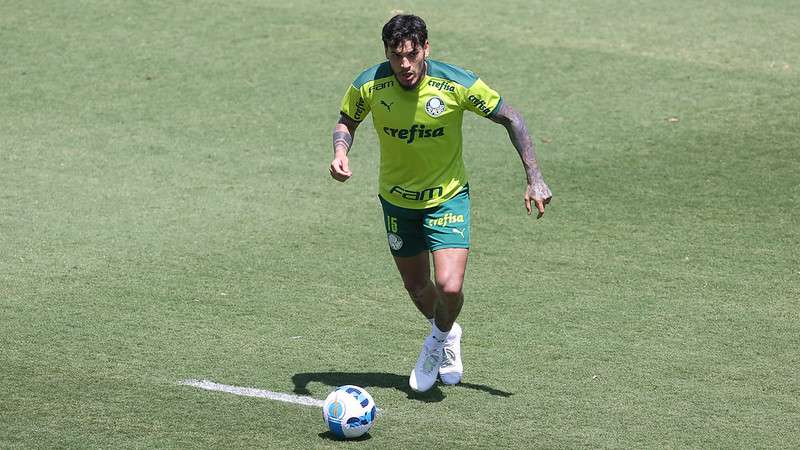Gustavo Gómez durante treinamento do Pameiras na Academia de Futebol, em São Paulo-SP.