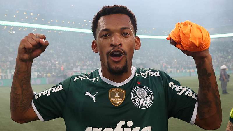 Jailson comemora à conquista do título do Palmeiras contra o SPFC, após segunda partida válida pela final do Paulistão 2022, no Allianz Parque.