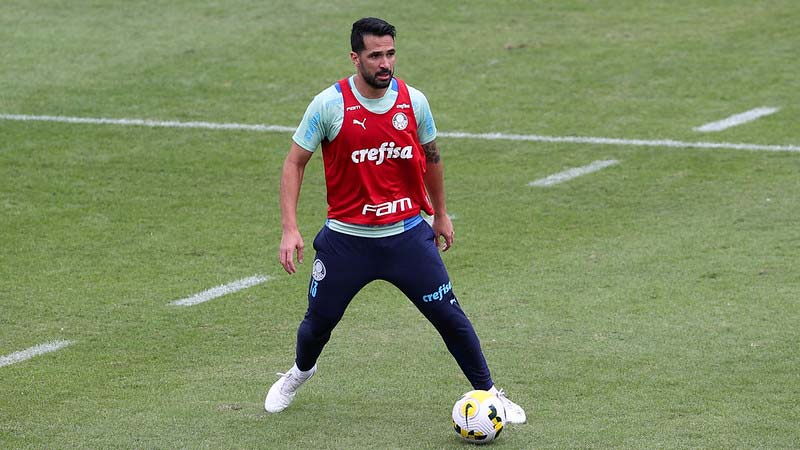 Luan durante treinamento do Palmeiras, na Academia de Futebol.