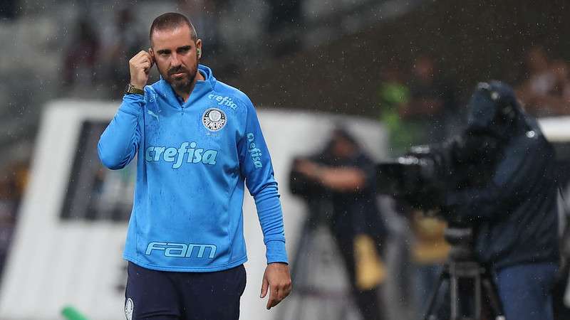 João Martins em jogo do Palmeiras contra o Atlético-MG, durante partida válida pela vigésima oitava rodada do Brasileirão 2022, no Mineirão.
