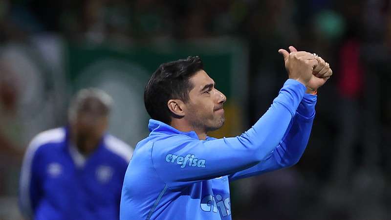 Abel Ferreira em jogo do Palmeiras, contra o Avaí, durante partida válida pela trigésima terceira rodada do Brasileirão 2022, no Allianz Parque.