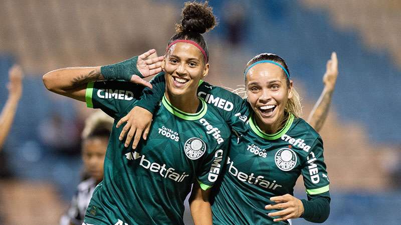 Amanda Gutierres anota hat-trick e Palmeiras vence Atlético-MG pelo Brasileiro Feminino.