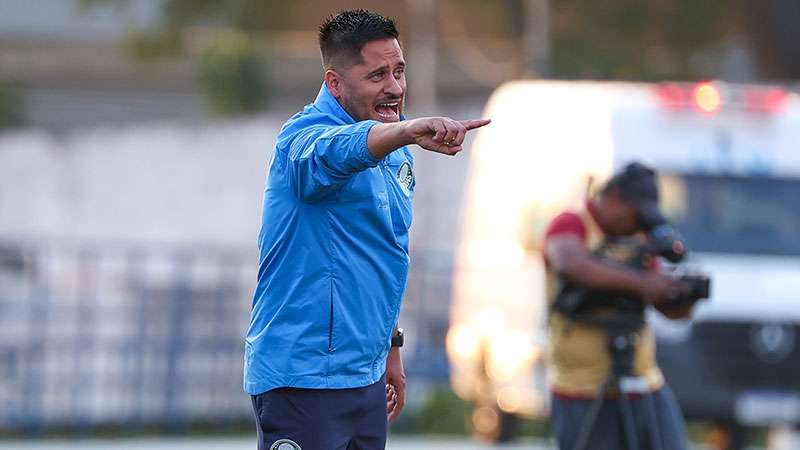 Palmeiras desperdiça pênalti e fica no empate com Guarani no Paulista Sub-20.