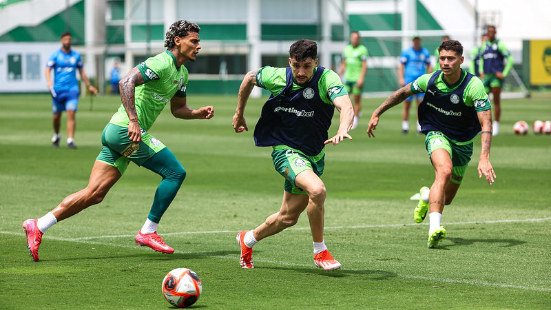 Emiliano Martínez participa de seu primeiro treinamento junto aos atletas da SE Palmeiras