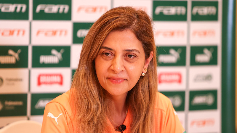 A presidente Leila Pereira, da SE Palmeiras, concede entrevista coletiva, em Abu Dhabi-EAU.