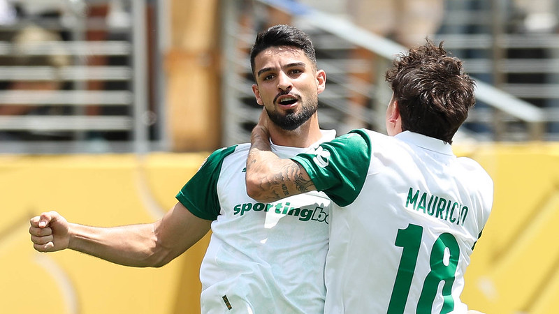 O jogador Flaco López, da SE Palmeiras, comemora seu gol contra a equipe do Al Ahly SC, durante partida válida pela fase de grupos, da Copa do Mundo de Clubes da FIFA, no Metlife Stadium.