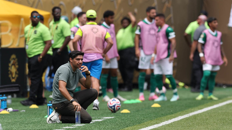 Abel Ferreira tem contado com os jogadores do banco de reservas para solucionar partidas.